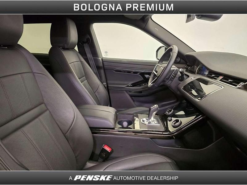 Usata Land Rover Range Rover evoque R-Dynamic 163 CV (119 kW) 2022 Santorini black SUV