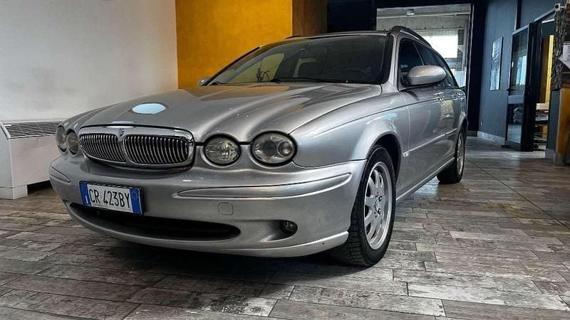 Usata Jaguar X-type Executive 131 CV (96 kW) 2004 Argento Station wagon