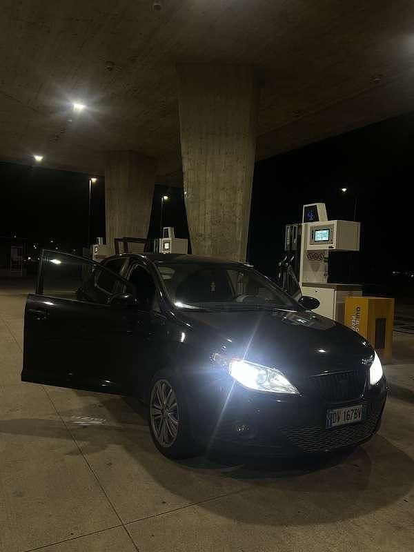 Usata Seat Ibiza Stylance 80 CV (58 kW) 2008 Berlina