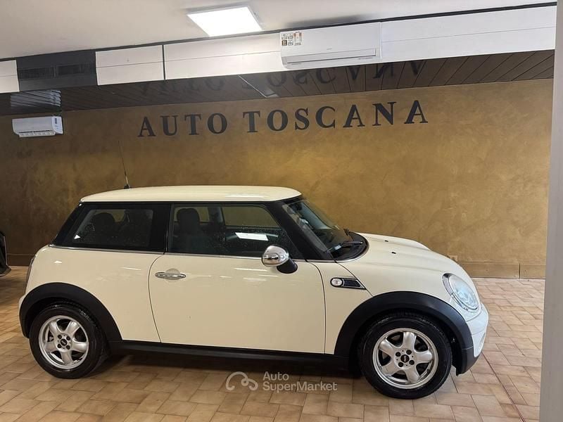 Usata Mini ONE 75 CV (55 kW) 2010 Utilitaria
