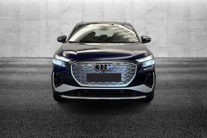 Usata Audi Q4 e-tron S-Line 125 kW (170 CV) 2022 Blu/azzurro SUV