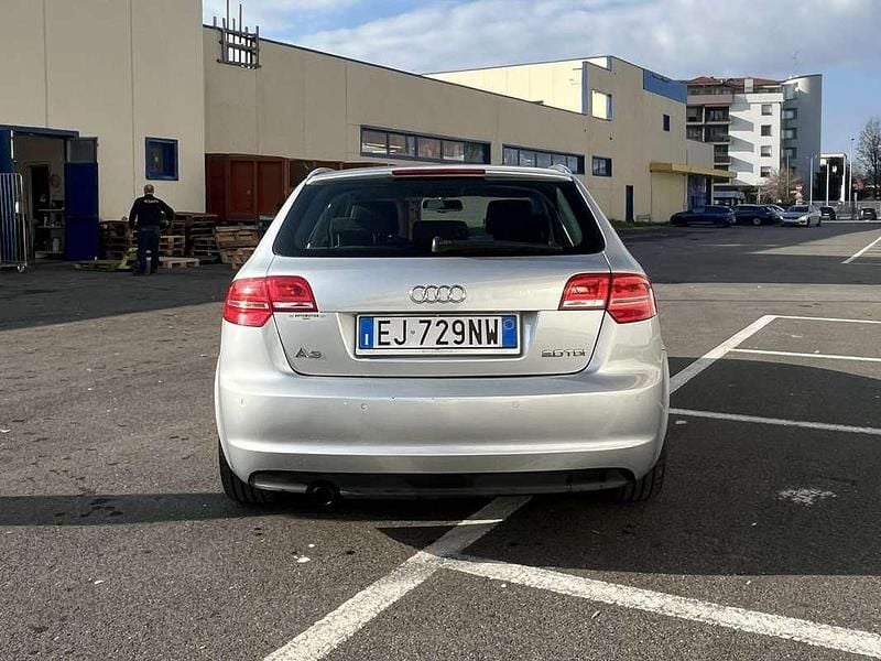 Usata Audi A3 Ambition 105 CV (77 kW) 2011 Berlina