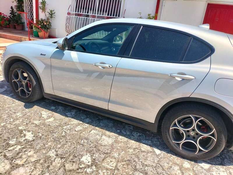 Argento Usata 2020 Alfa Romeo Stelvio Sprint SUV | 21.000 € - Immagine 1/4