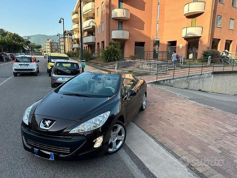 Usata Peugeot 308 CC 149 CV (109 kW) 2009 Marrone Cabrio