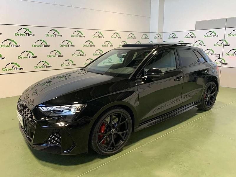 Nero mythos Nuova 2025 Audi RS3 Sportback Ambiente Due volumi | 72.500 € (Buon prezzo) - Immagine 1/4