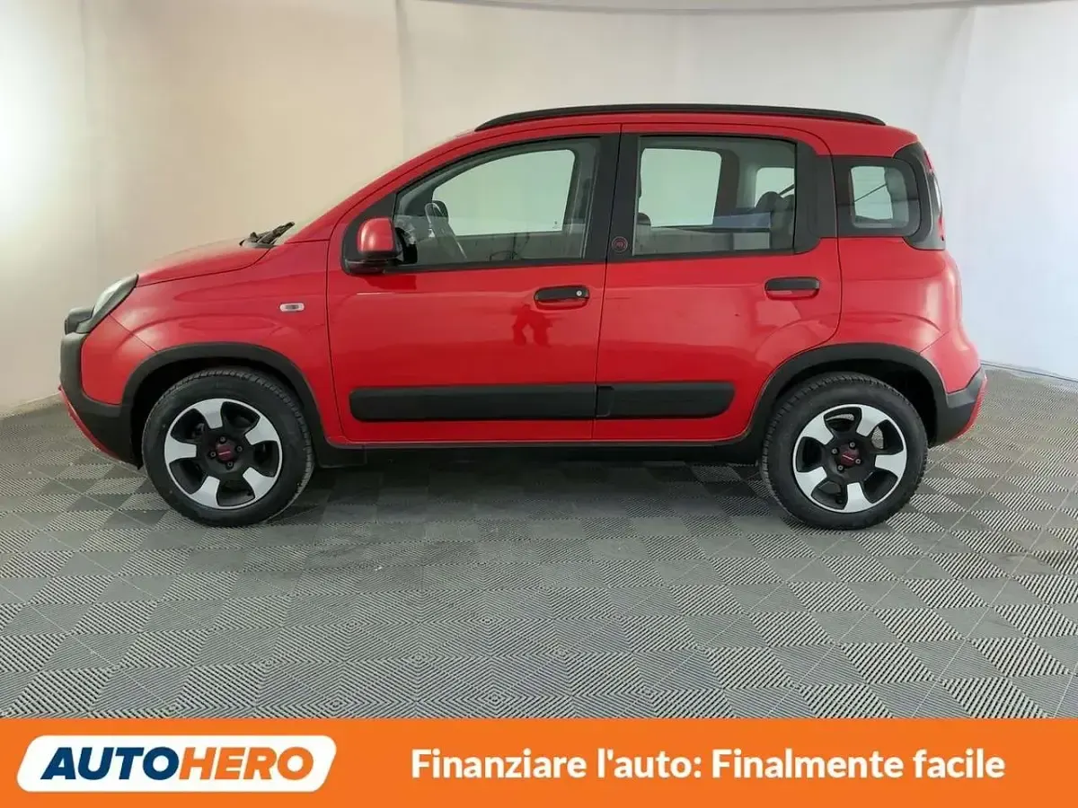 Usata Fiat Panda Red 70 CV (51 kW) 2022 Rosso Utilitaria