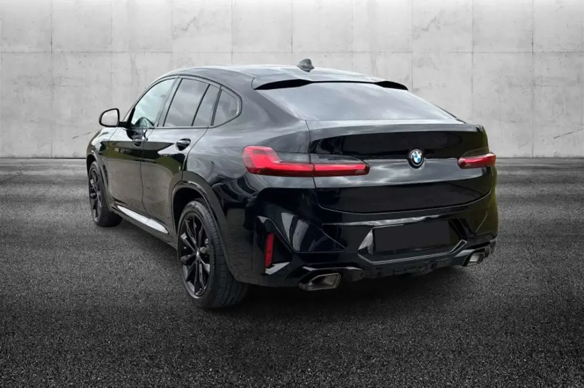 Usata BMW X4 M Sport 190 CV (139 kW) 2025 Nero SUV