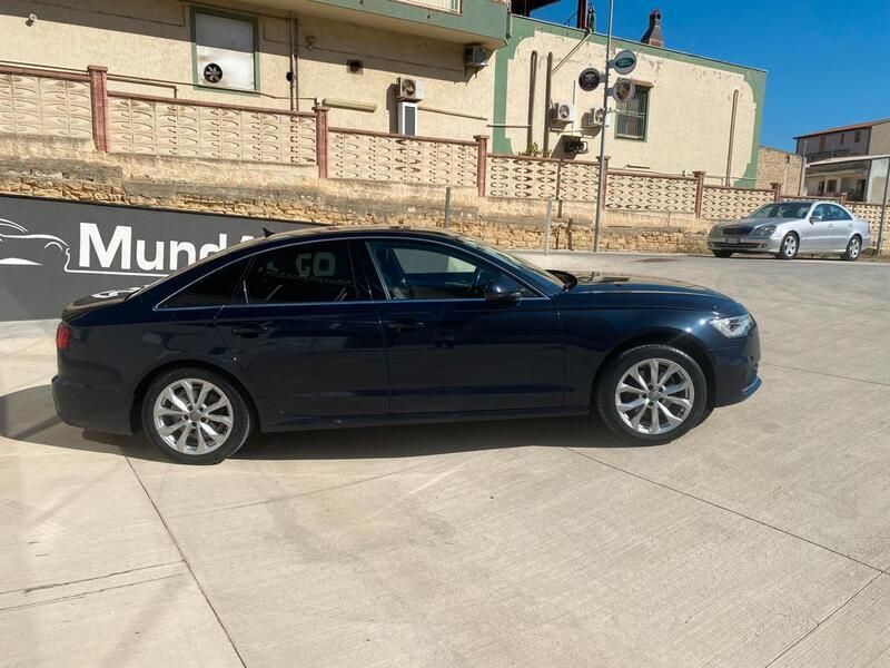 Usata Audi A6 Business Plus 190 CV (139 kW) 2015 Blu Berlina