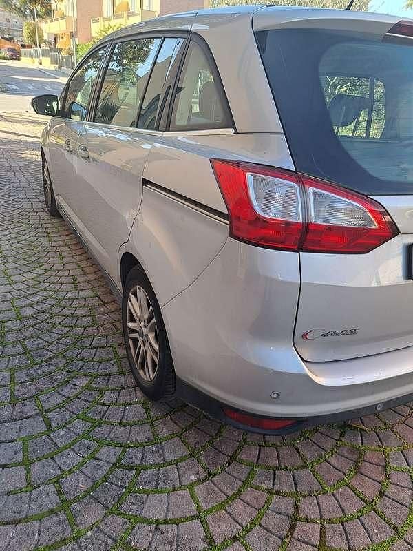 Usata Ford C-MAX Titanium 116 CV (85 kW) 2012 Monovolume
