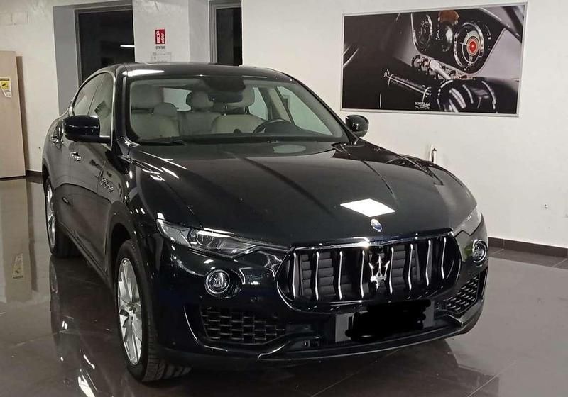 Usata 2018 Maserati Levante SUV | 35.000 € (Buon prezzo) - Immagine 1/4