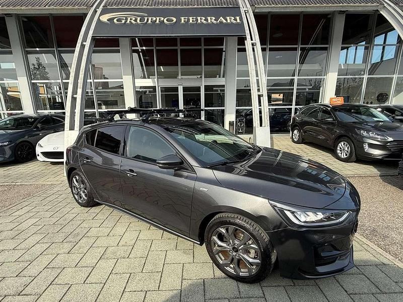 Usata Ford Focus ST-Line 125 CV (91 kW) 2022 Grigio Berlina