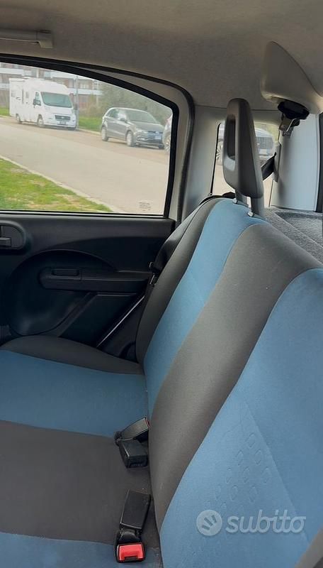 Usata Fiat Panda Dynamic 69 CV (50 kW) 2011 Bianco Utilitaria