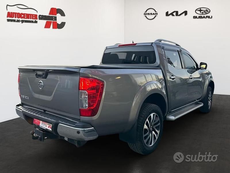 Usata Nissan Navara 190 CV (139 kW) 2018 Grigio Pick-up