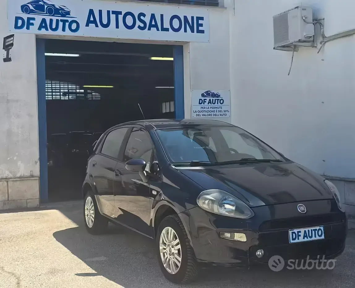 Occasion Fiat Punto Lounge 77 ch (56 kW) 2016 Noir Citadine