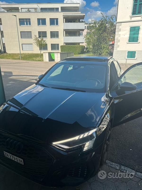 Nero Usata 2022 Audi A3 S-Line Tre volumi | 31.000 € (Molto cara) - Immagine 1/4