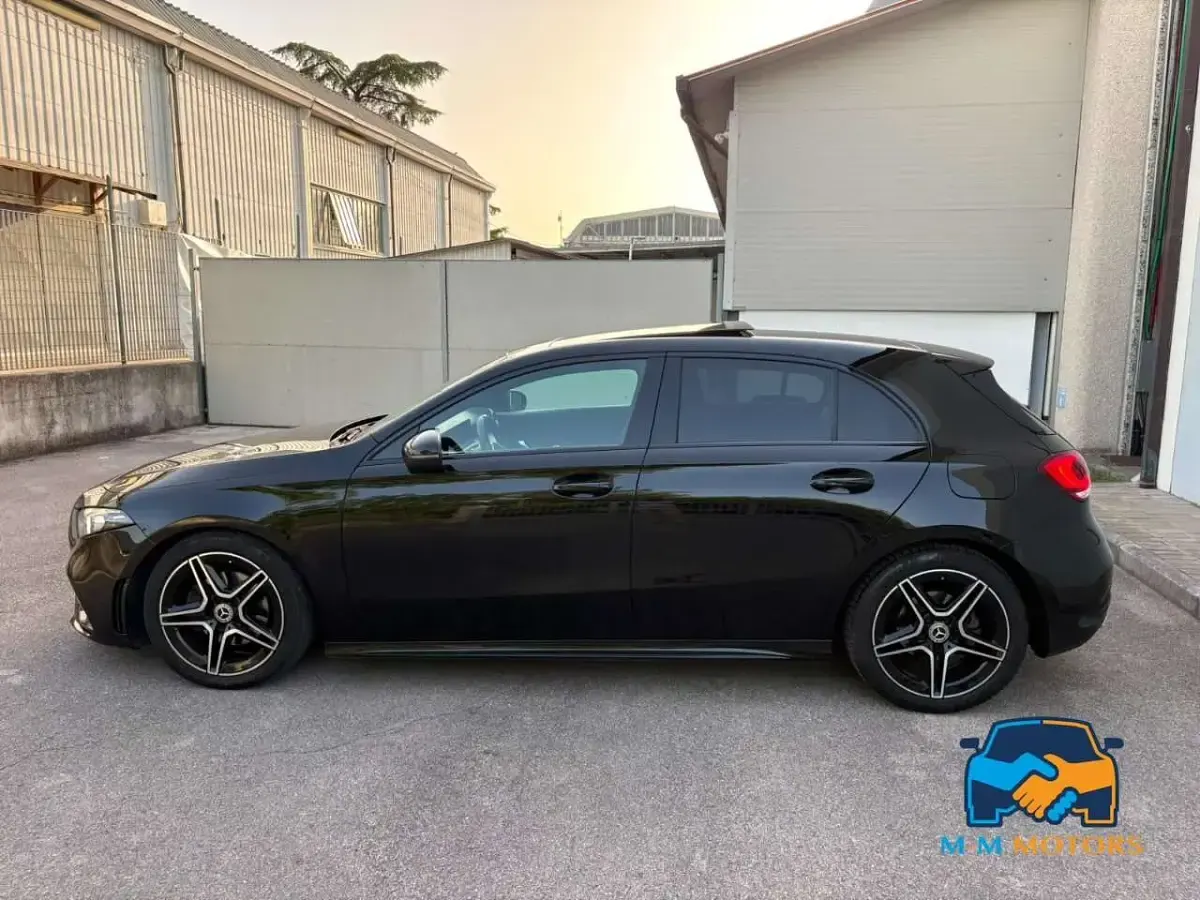 Usata Mercedes A200 Premium 150 CV (110 kW) 2022 Nero Berlina