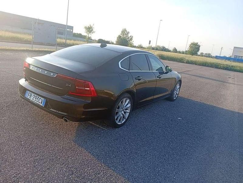 Usata Volvo S90 Business Edition 190 CV (139 kW) 2018 Nero Berlina