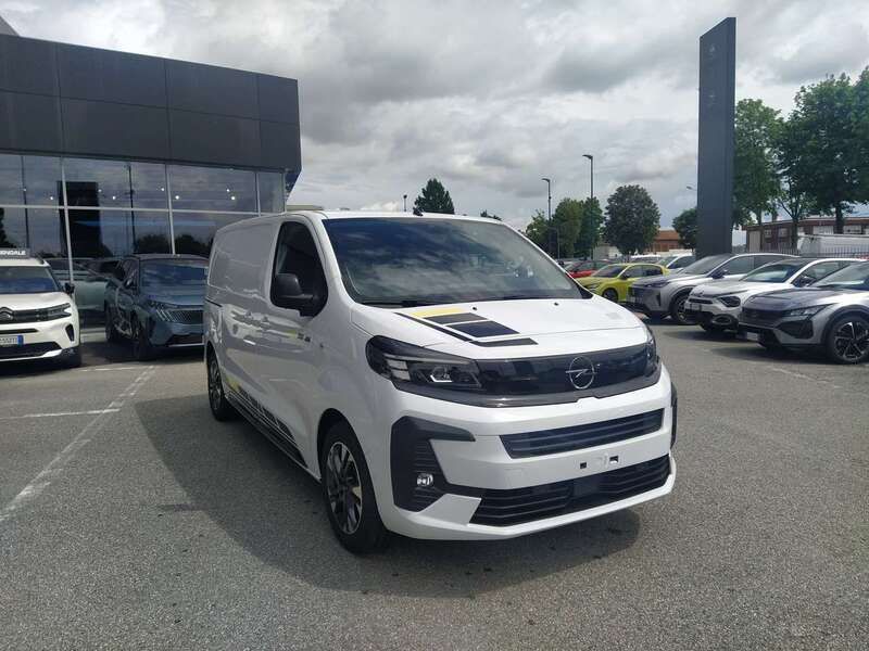 Kaolin white Nuova 2025 Opel Vivaro Sportive Monovolume | 28.975 € - Immagine 1/4