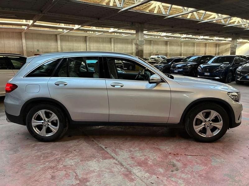 Usata Mercedes GLC220 Exclusive 170 CV (125 kW) 2016 Iridium silver SUV