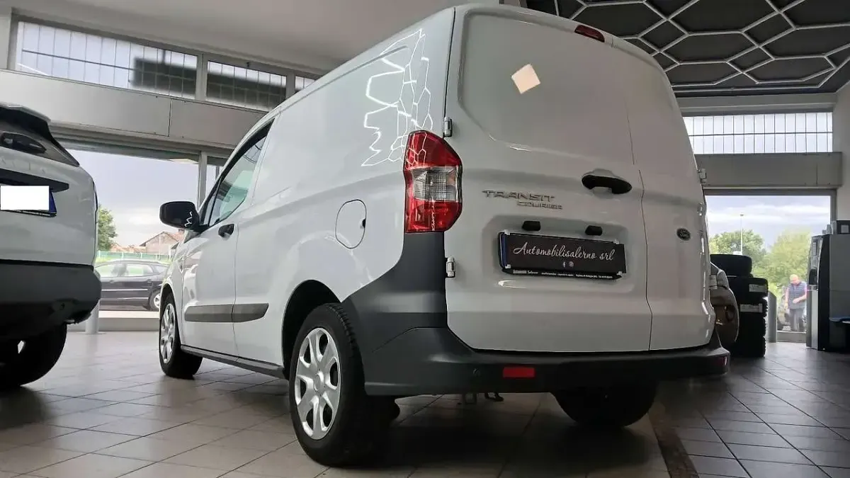 Usata Ford Transit Trend 101 CV (74 kW) 2022 Bianco Furgone