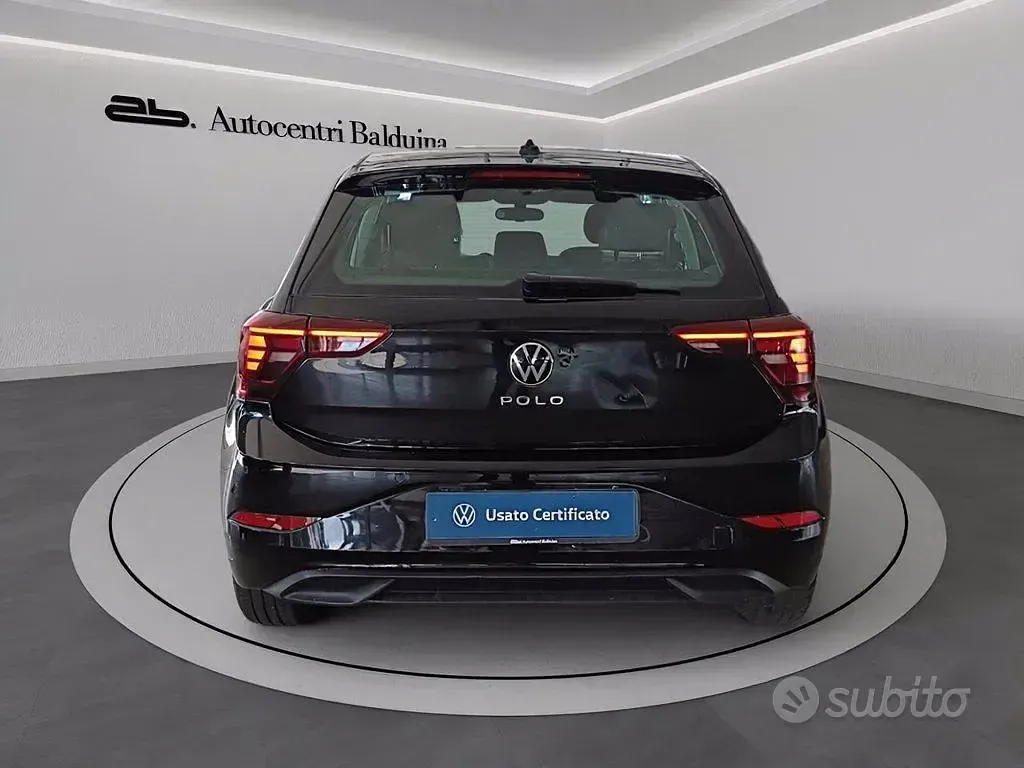 Usata VW Polo Life 95 CV (69 kW) 2023 Nero Utilitaria