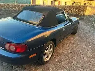 Usata Mazda MX5 110 CV (80 kW) 2004 Bluazzurro Cabrio