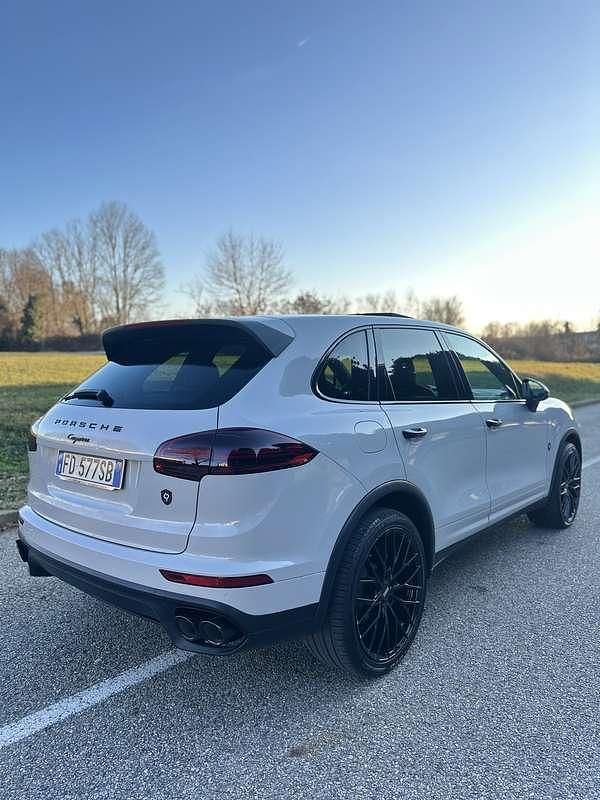 Usata Porsche Cayenne 250 CV (183 kW) 2016 SUV