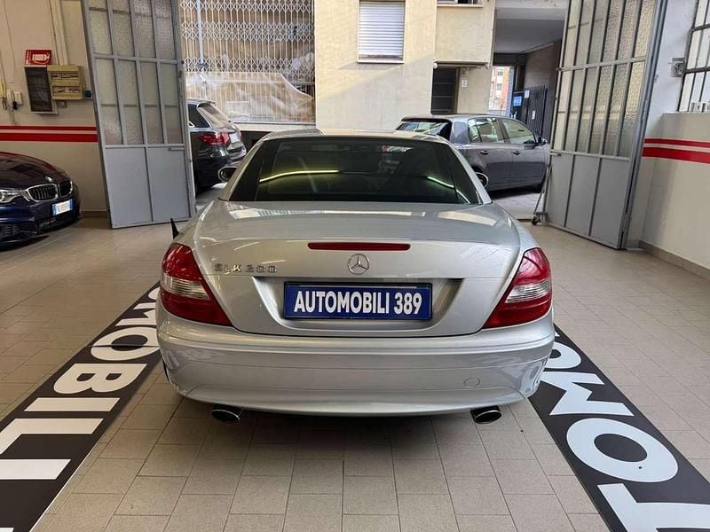 Usata Mercedes SLK200 163 CV (119 kW) 2005 Argento Cabrio