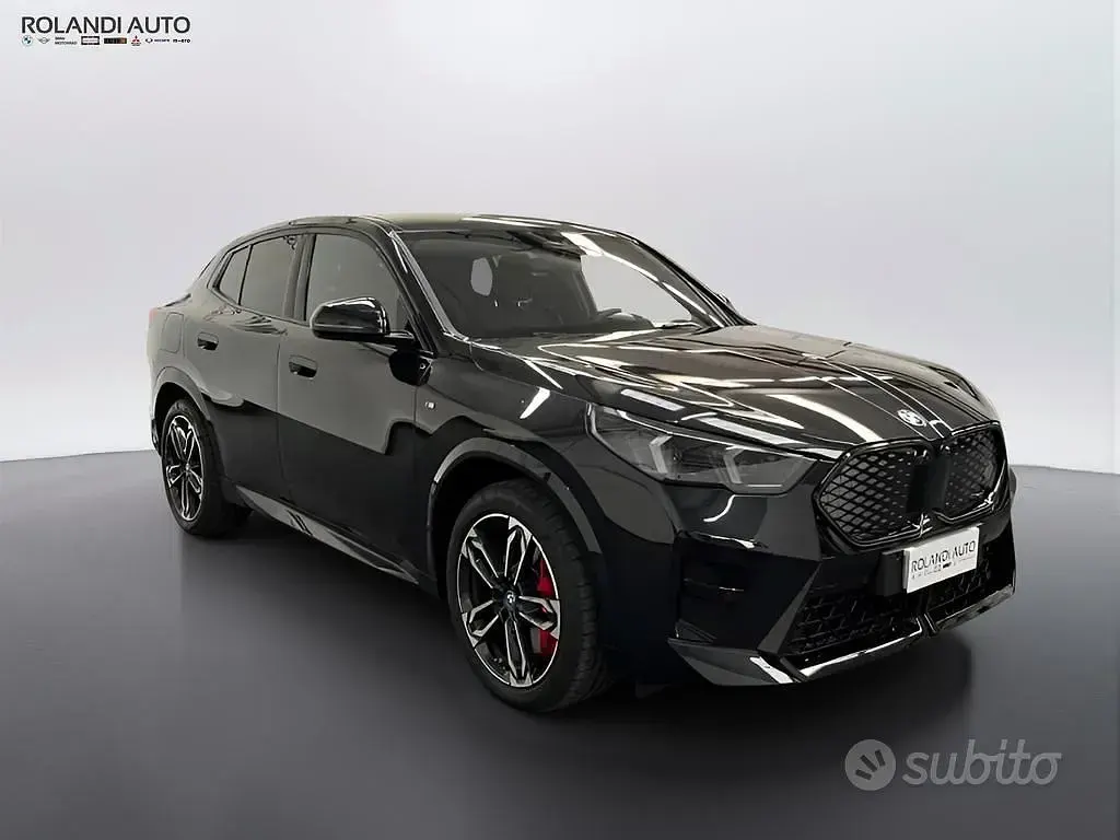 Usata BMW iX2 M Sport 150 kW (204 CV) 2025 Nero SUV