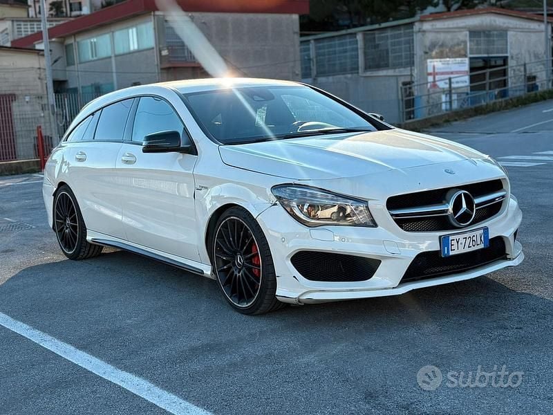 Usata Mercedes CLA45 AMG AMG 381 CV (280 kW) 2015 Bianco Coupé