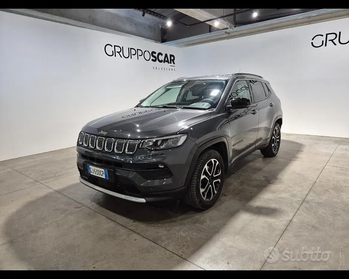 Usata Jeep Compass 131 CV (96 kW) 2022 Grigio SUV