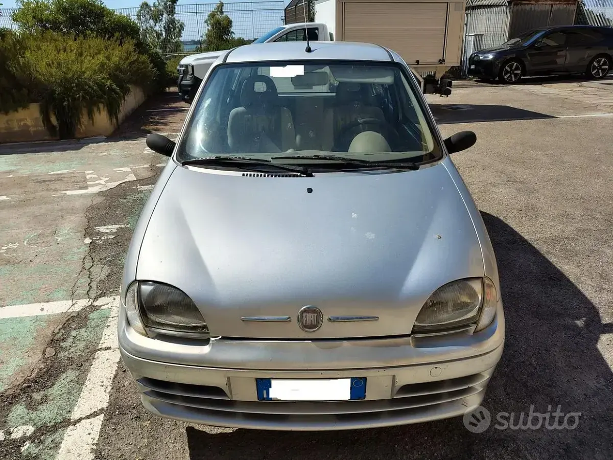 Usata Fiat 600 54 CV (39 kW) 2010 Grigio Utilitaria