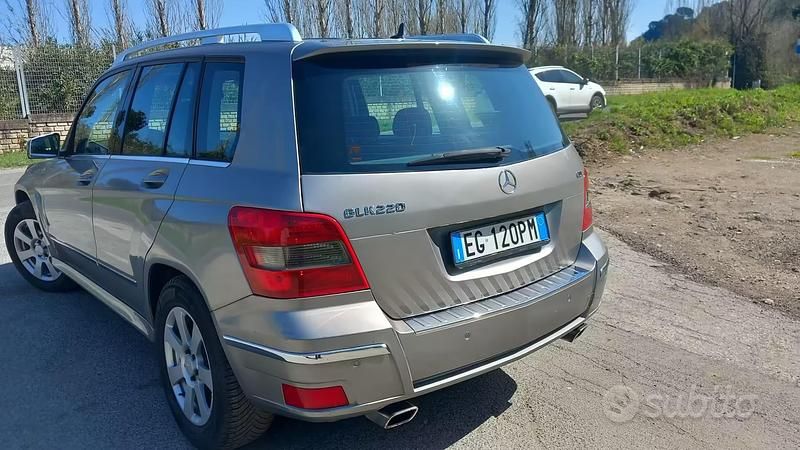 Usata Mercedes GLK220 170 CV (125 kW) 2011 Grigio SUV