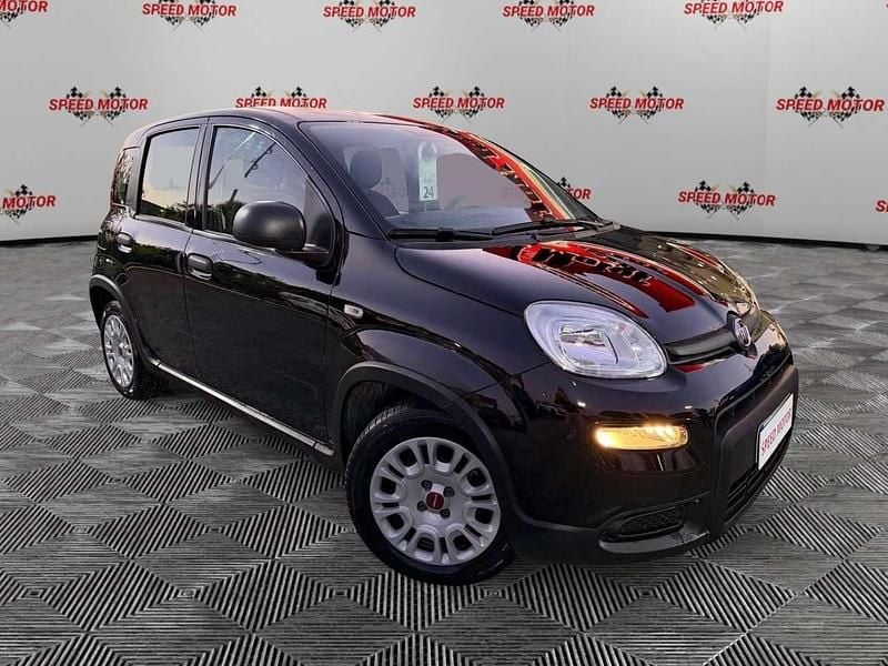 Nero Usata 2024 Fiat Panda Tre volumi | 9900 € (Super prezzo) - Immagine 1/4