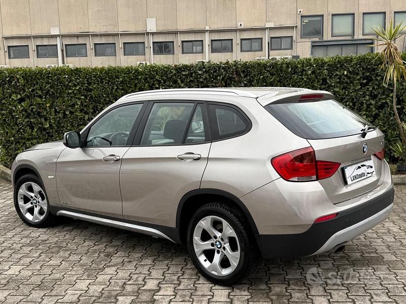 Usata BMW X1 143 CV (105 kW) 2011 Grigio SUV