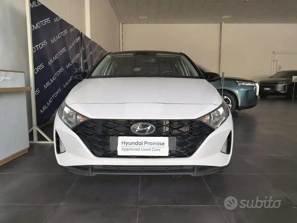 Usata Hyundai i20 101 CV (74 kW) 2021 Bianco Utilitaria