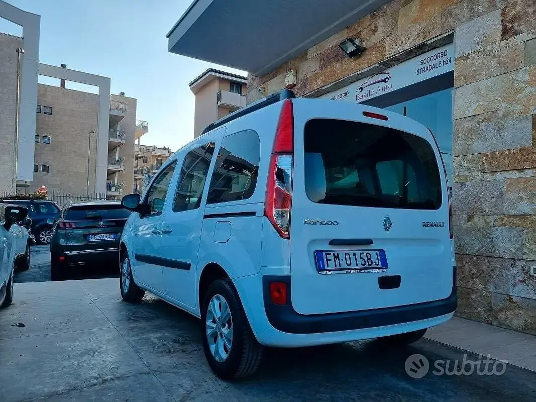 Usata Renault Kangoo 90 CV (66 kW) 2017 Bianco Monovolume