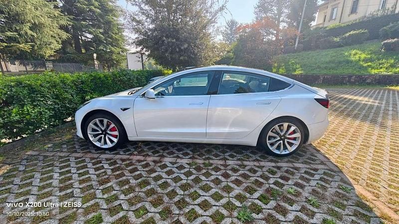 Usata Tesla Model 3 Standard Range 88 kW (120 CV) 2020 Berlina
