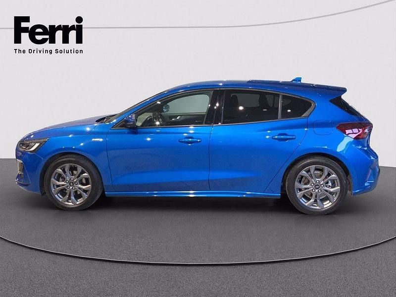 Usata Ford Focus ST-Line 125 CV (91 kW) 2023 Desert island blue Berlina