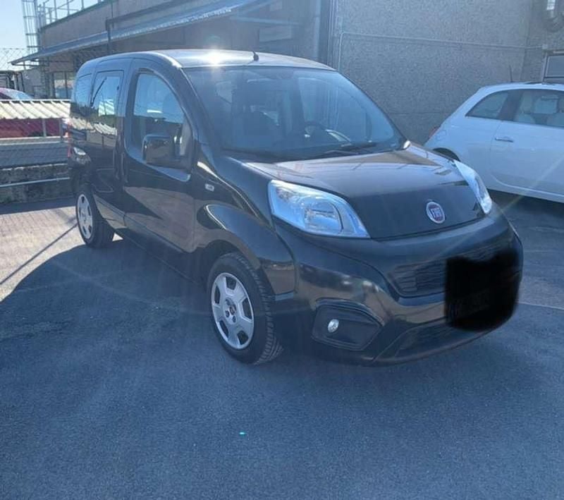 Usata Fiat Qubo Lounge 80 CV (58 kW) 2017 Nero Monovolume