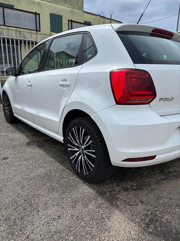 Usata VW Polo Trendline 59 CV (43 kW) 2015 Bianco Berlina