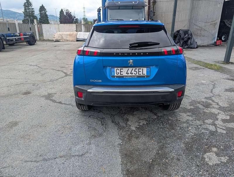 Usata Peugeot 2008 Allure 102 CV (75 kW) 2021 SUV