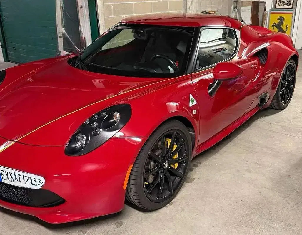 Usata Alfa Romeo 4C 241 CV (177 kW) 2014 Rosso Coupé
