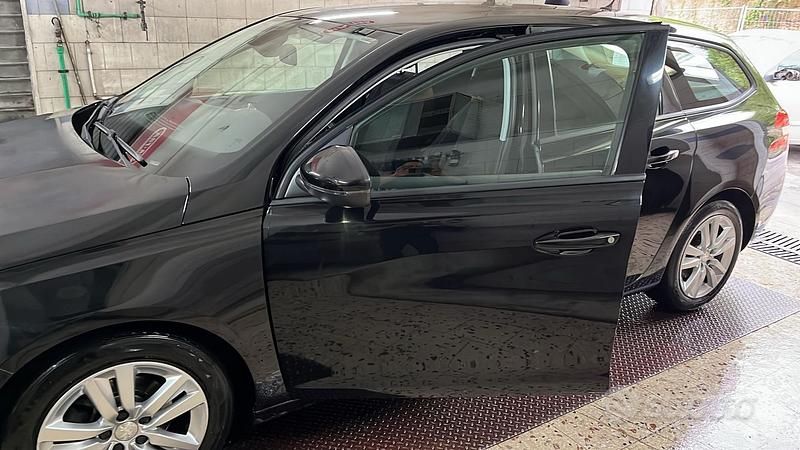 Usata Peugeot 308 SW 2017 Nero Station wagon