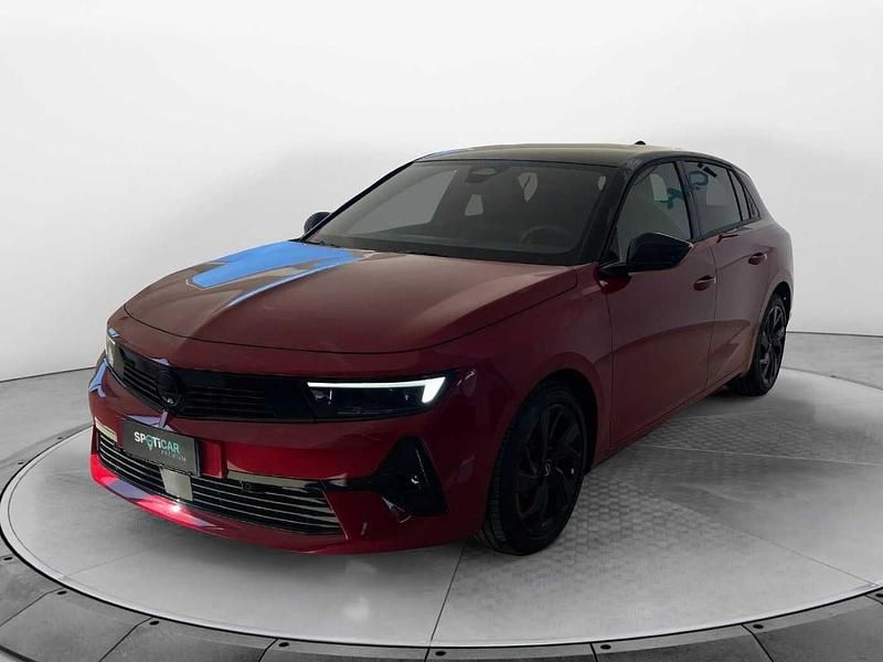 Grigio Usata 2023 Opel Astra S Tre volumi | 26.800 € (Molto cara) - Immagine 1/4