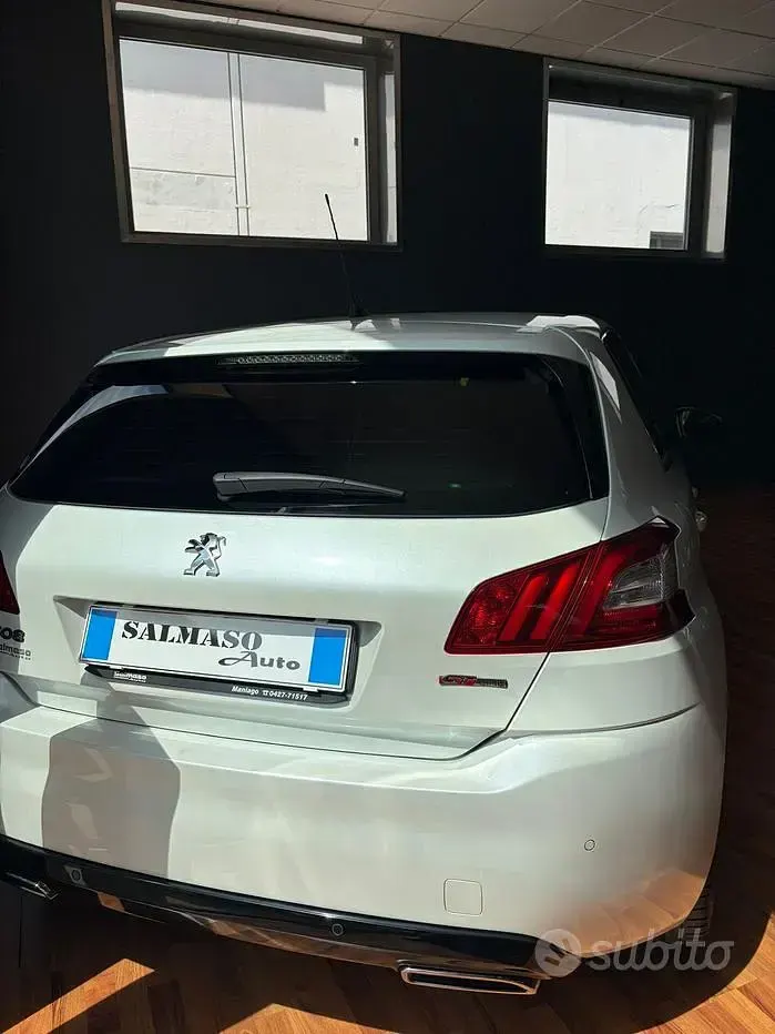 Usata Peugeot 308 GT-line 120 CV (88 kW) 2016 Bianco Berlina