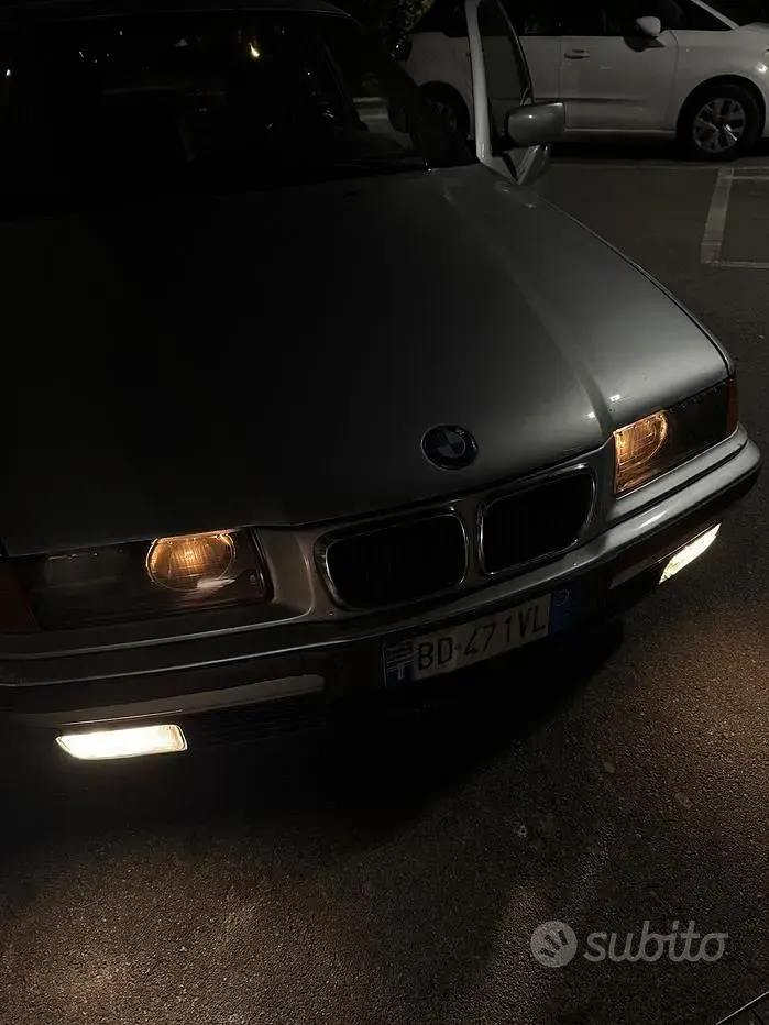 Usata BMW 325 143 CV (105 kW) 1997 Grigio Berlina