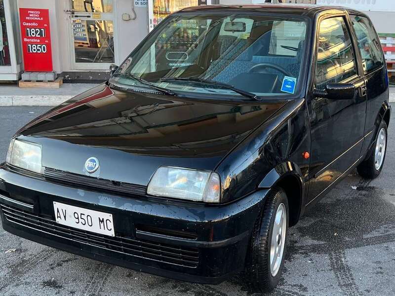 Usato 1997 Fiat Cinquecento 1.1 Benzin 54 CV (3.700 €)