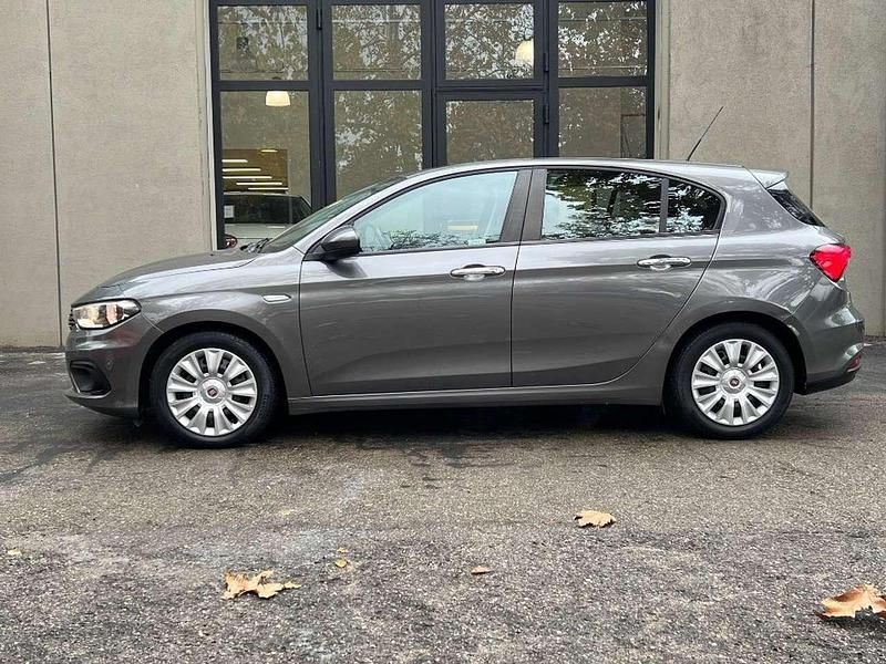 Usata Fiat Tipo Lounge 95 CV (69 kW) 2017 Antracite Berlina