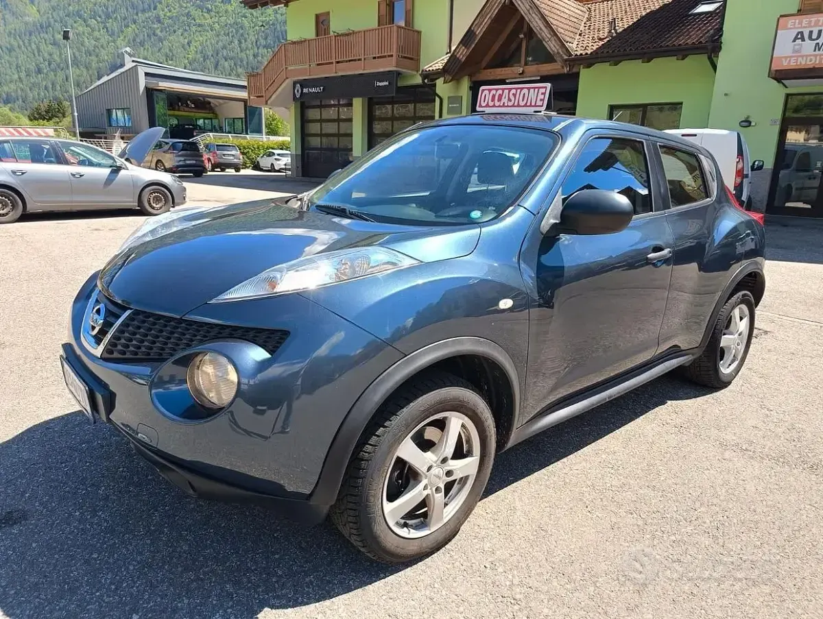 Usata Nissan Juke Visia 110 CV (80 kW) 2013 Grigio SUV